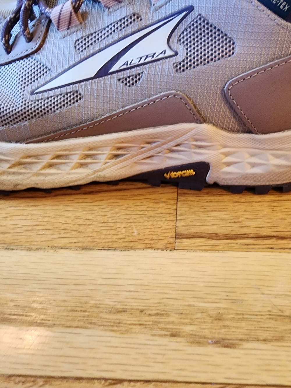 Altra Womens Timp 5 GTX Hiker Boots Size 9 Taupe Pink Outdoors Hiking Granola - Picture 8 of 11
